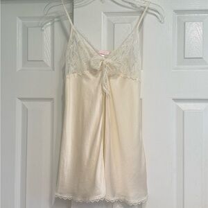 Victoria's Secret vintage Cream Lace Chemise